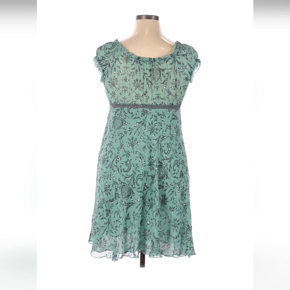 Beautiful Alannah Hill green silk dress - Picture 2 of 4